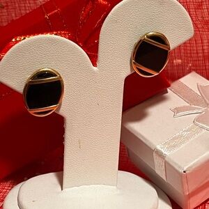 14K Gold Onyx Stud Earrings